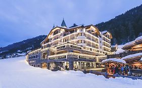 Schlosshotel Ischgl 5